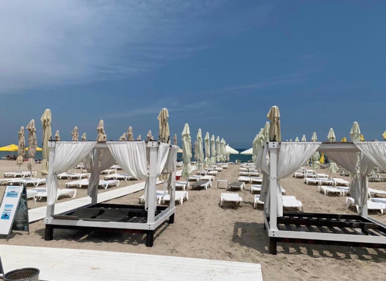 Velier Holiday Apartments Mamaia Eksteriør billede